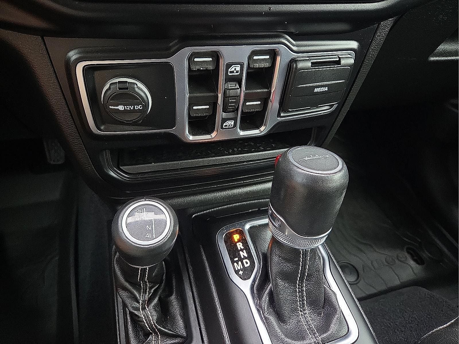 2022 Jeep Gladiator Overland 4x4