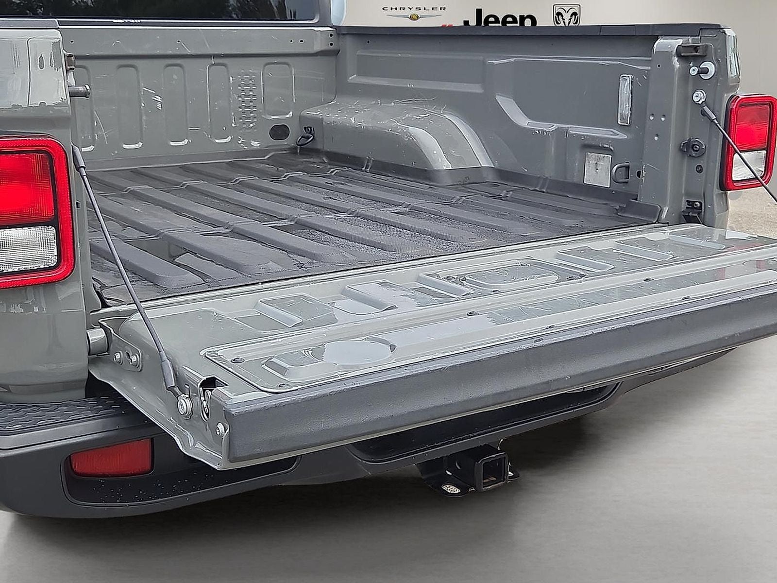2022 Jeep Gladiator Overland 4x4