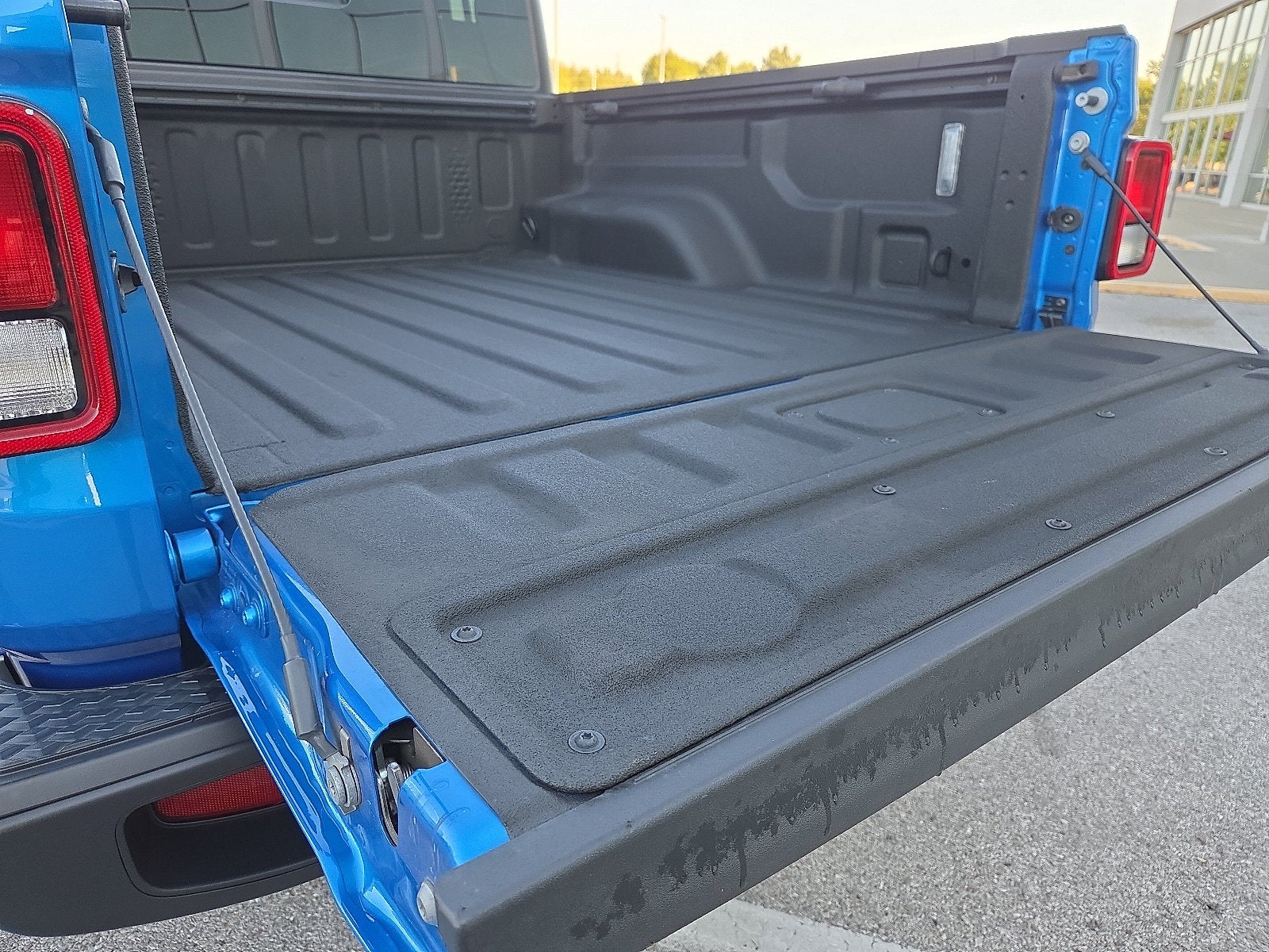 2022 Jeep Gladiator Willys 4x4