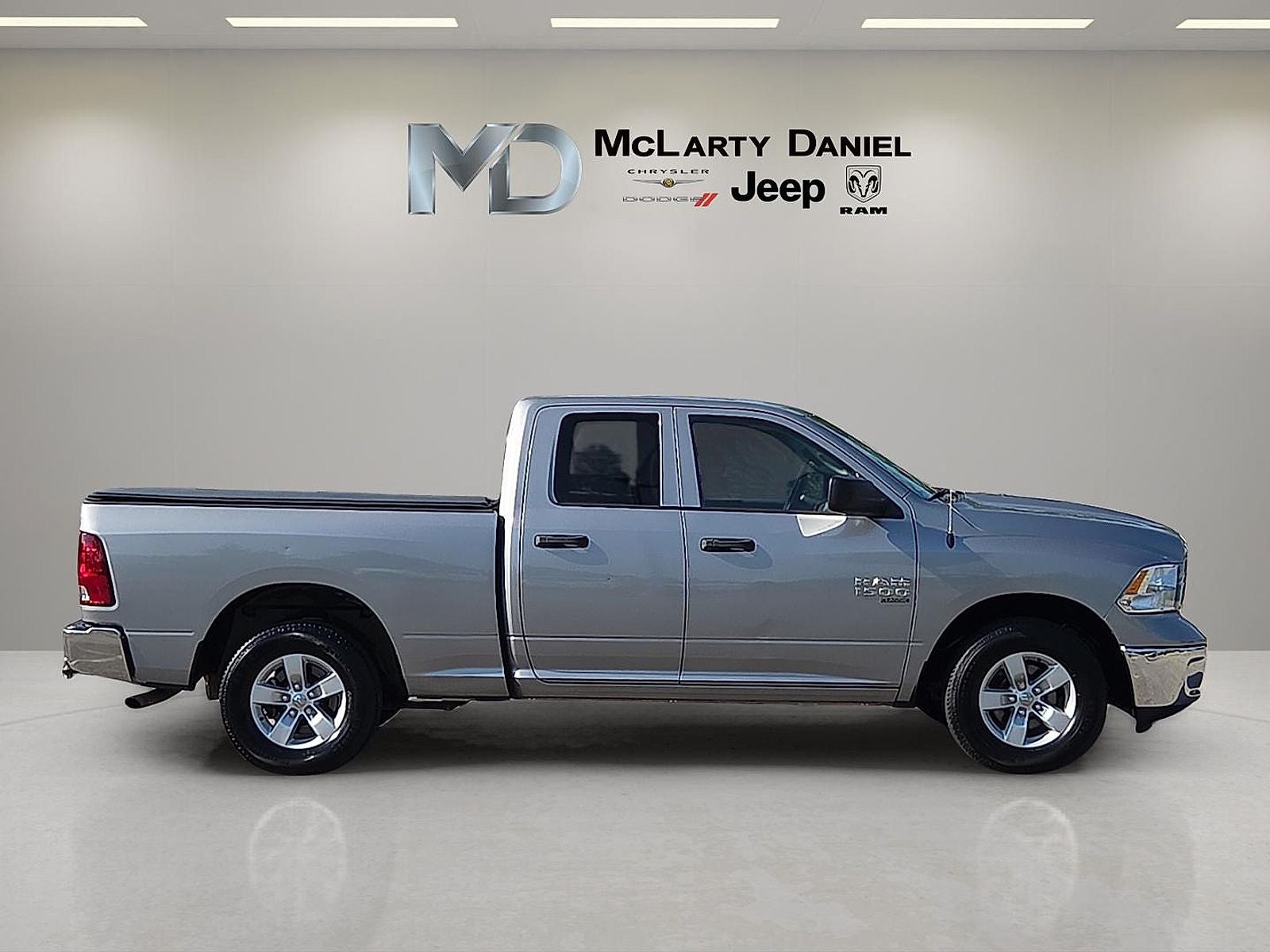 2019 RAM 1500 Classic Tradesman Quad Cab 4x2 6'4' Box