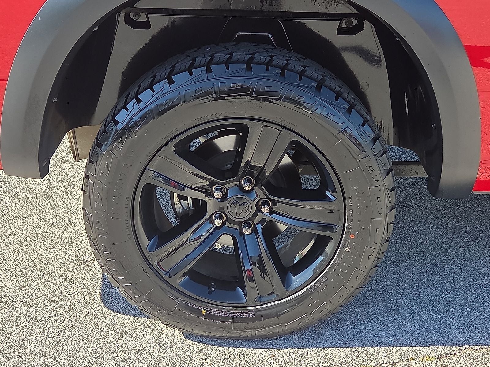 2024 RAM 1500 Classic Warlock Crew Cab 4x4 5'7' Box