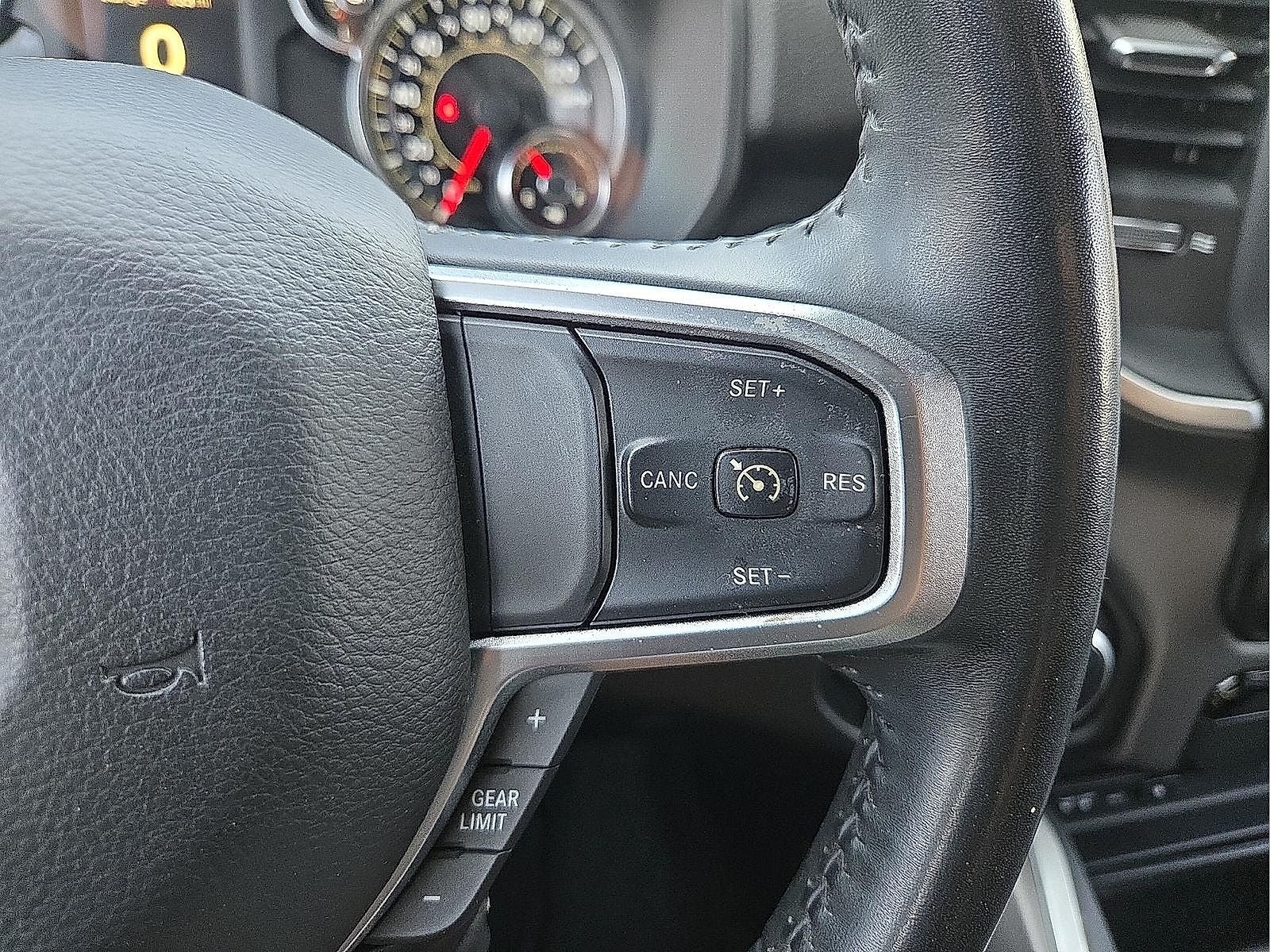 2019 RAM 1500 Big Horn/Lone Star Crew Cab 4x4 5'7' Box