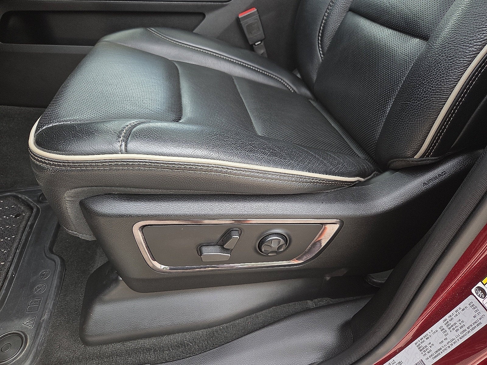 2022 RAM 1500 Limited Crew Cab 4x4 5'7' Box
