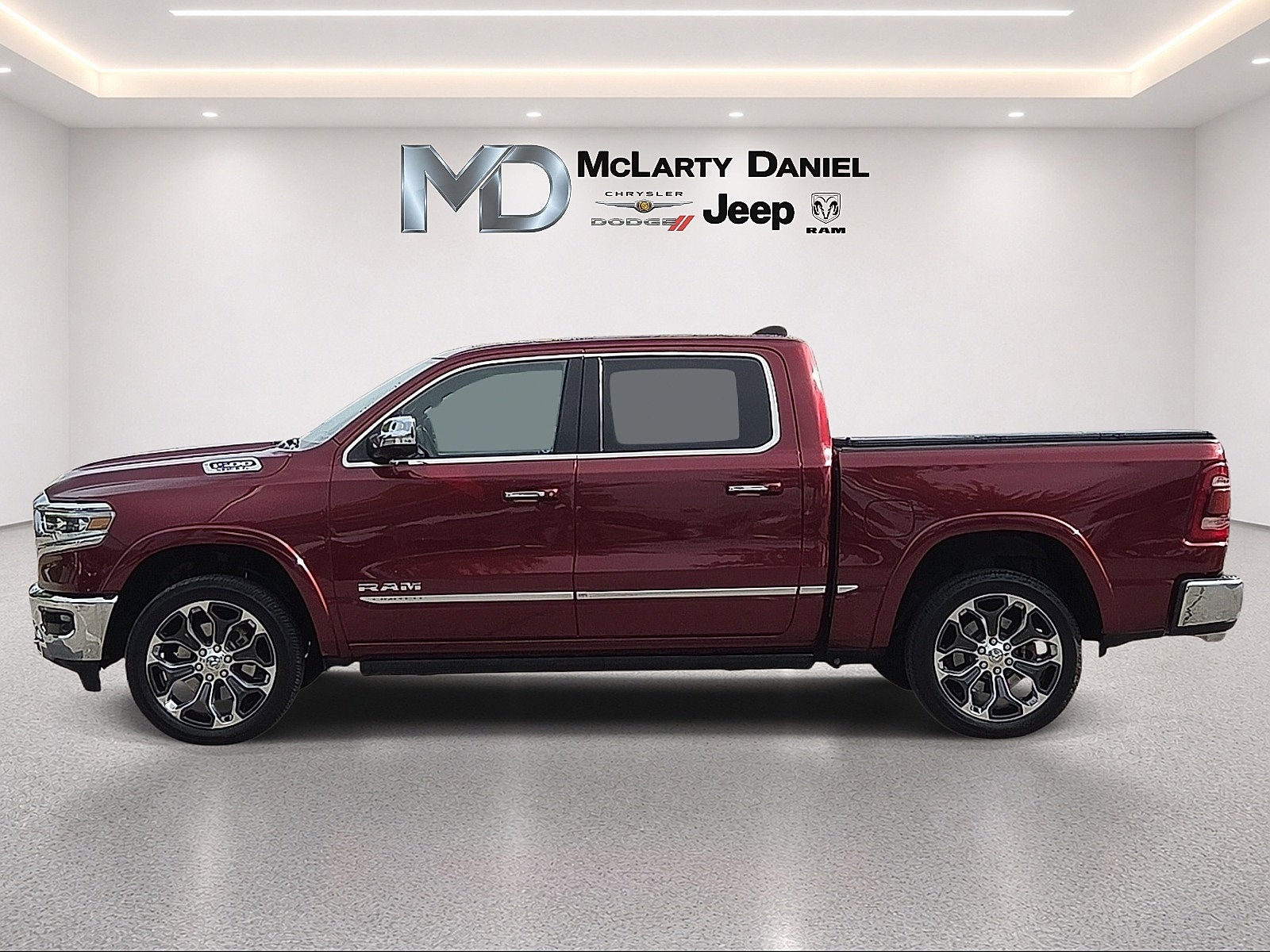 2022 RAM 1500 Limited Crew Cab 4x4 5'7' Box