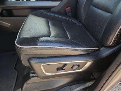 2025 RAM 1500 Laramie Crew Cab 4x4 5'7' Box