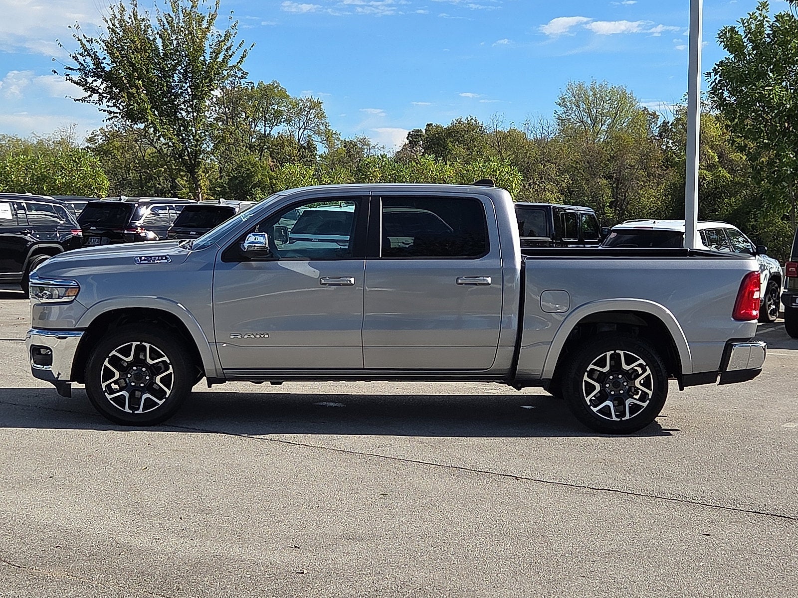 2025 RAM 1500 Laramie Crew Cab 4x4 5'7' Box