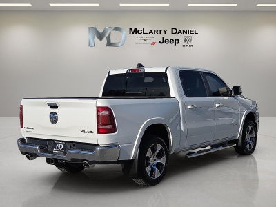 2020 RAM 1500 Laramie Crew Cab 4x4 5'7' Box