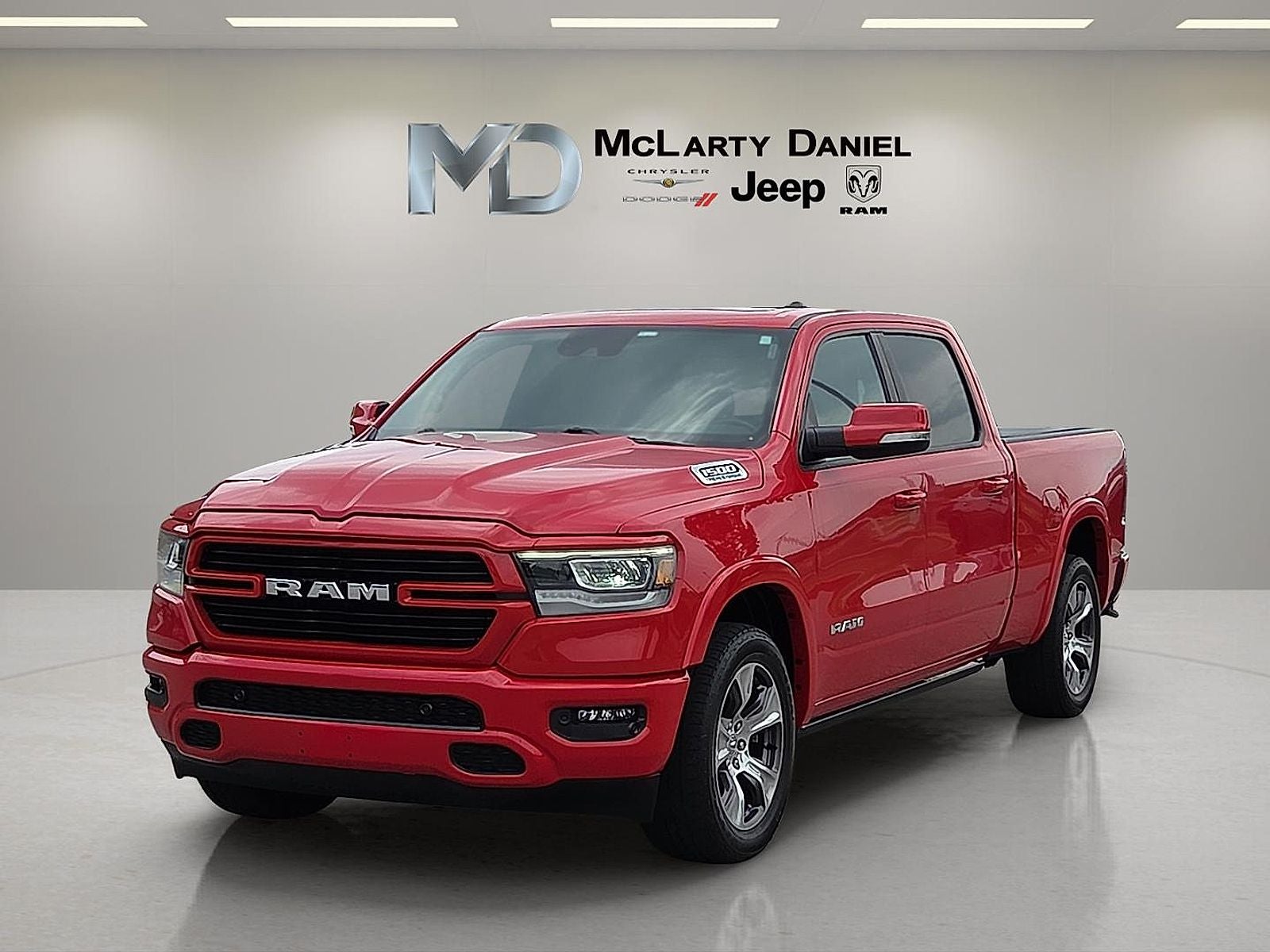 2022 RAM 1500 Laramie Crew Cab 4x4 6'4' Box