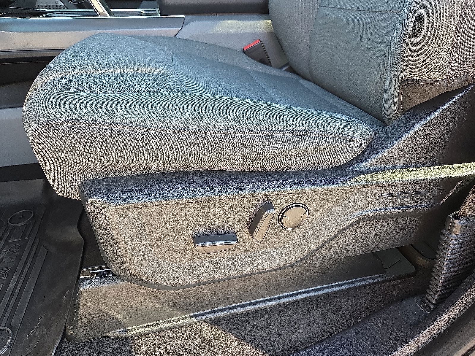 2024 Ford F-150 Lightning Flash