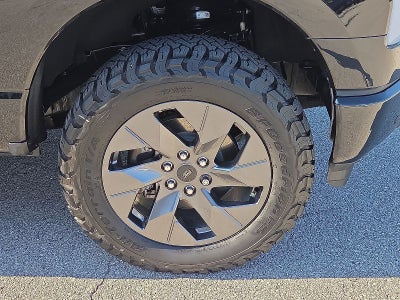 2024 Ford F-150 Lightning Flash