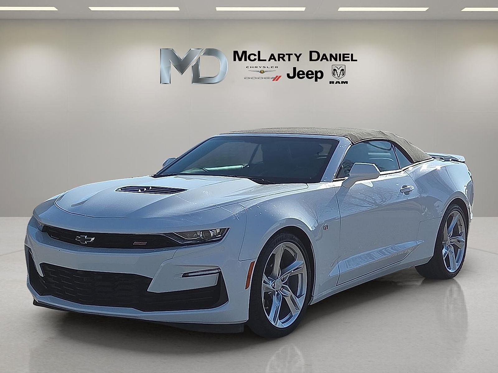 2024 Chevrolet Camaro RWD Convertible 2SS
