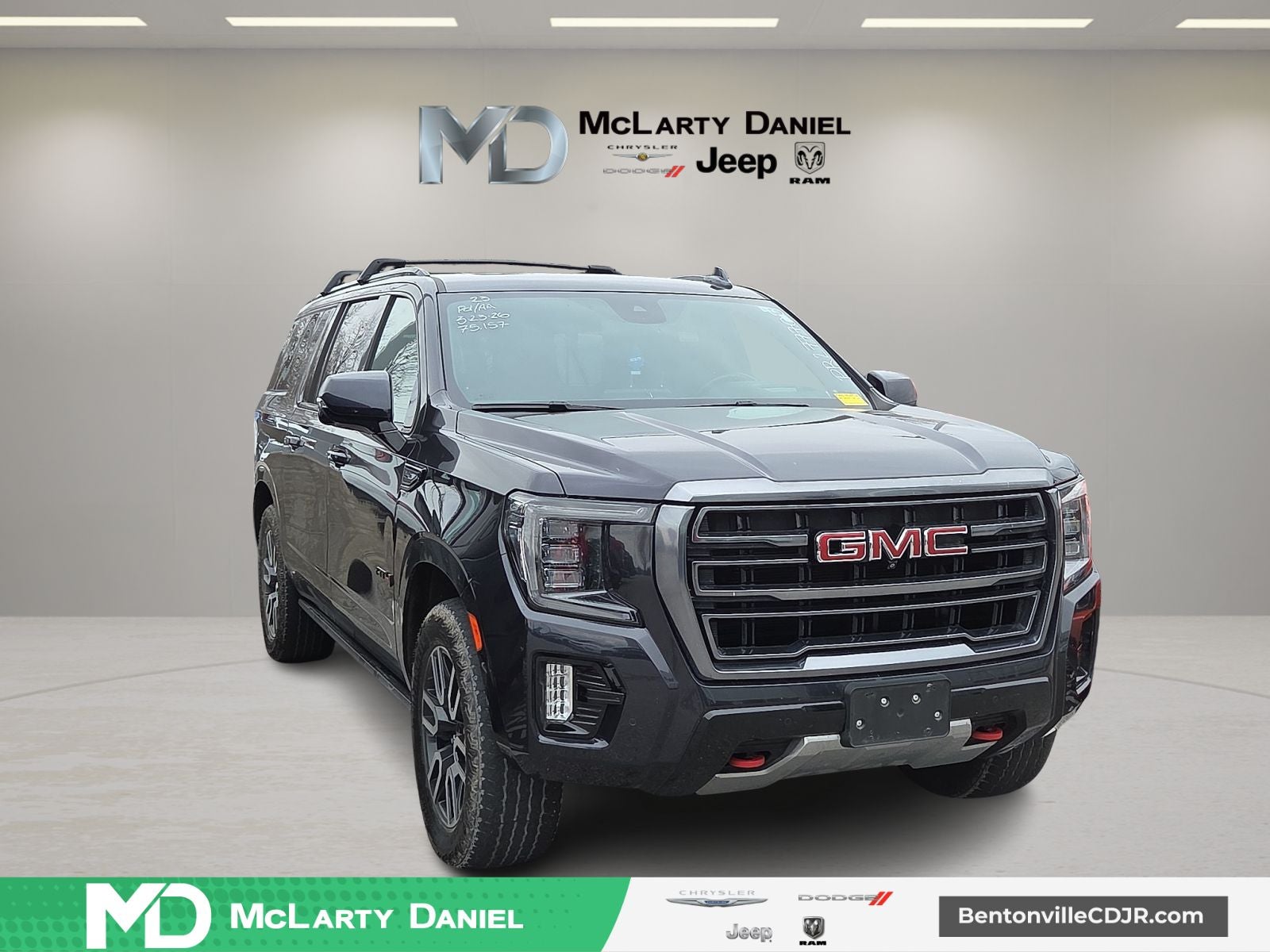 2023 GMC Yukon XL AT4