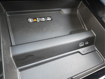 2025 Chevrolet Suburban 4WD High Country
