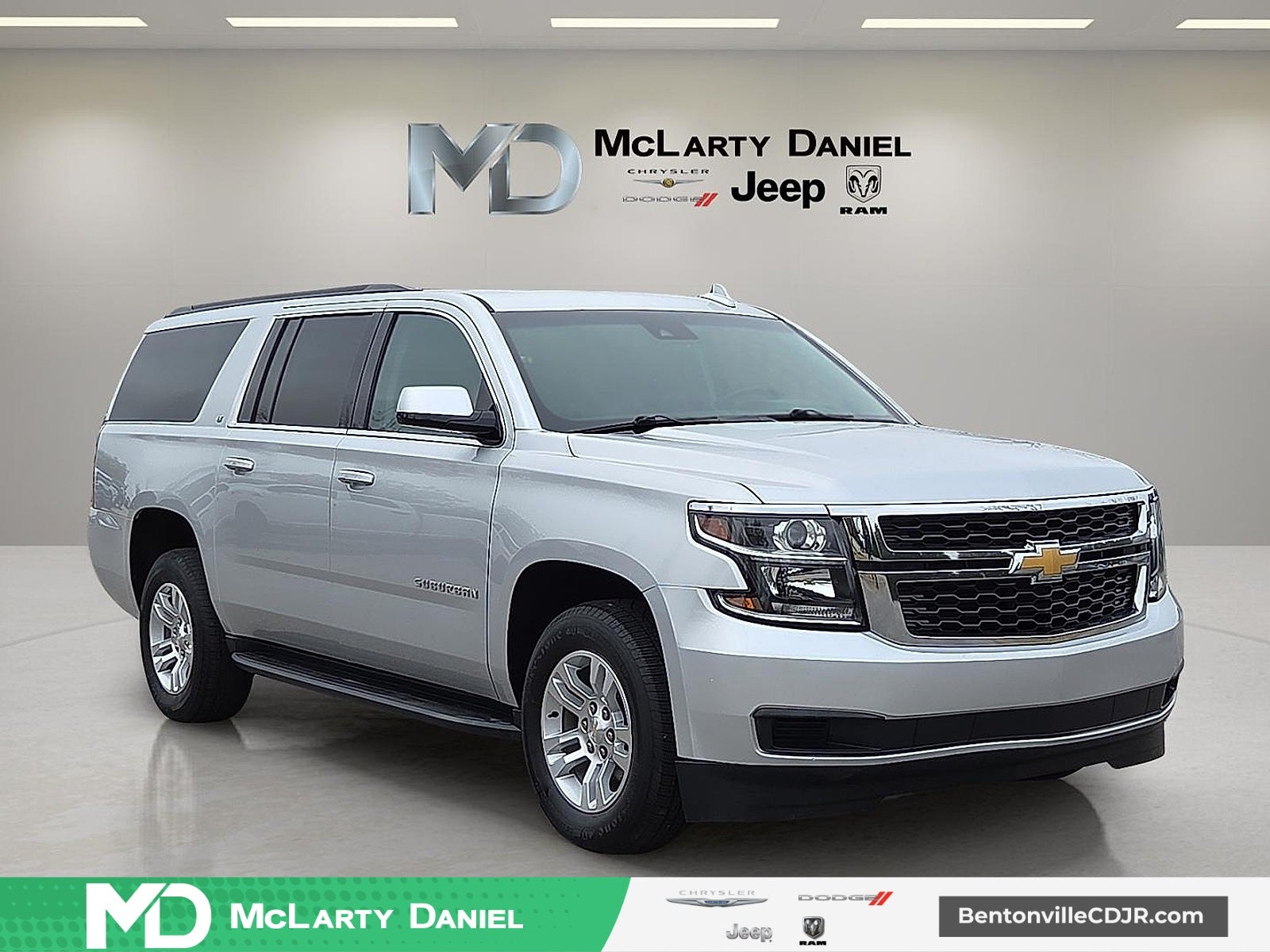 2020 Chevrolet Suburban 4WD LT