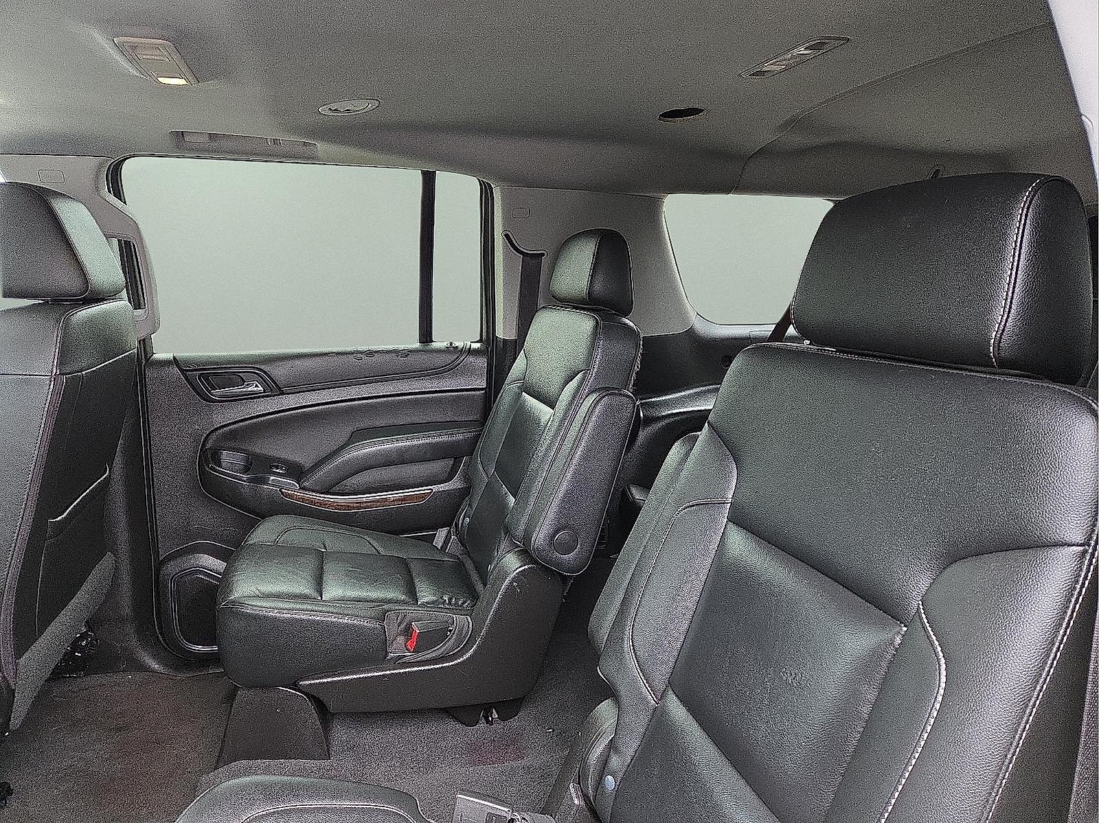 2020 Chevrolet Suburban 4WD LT