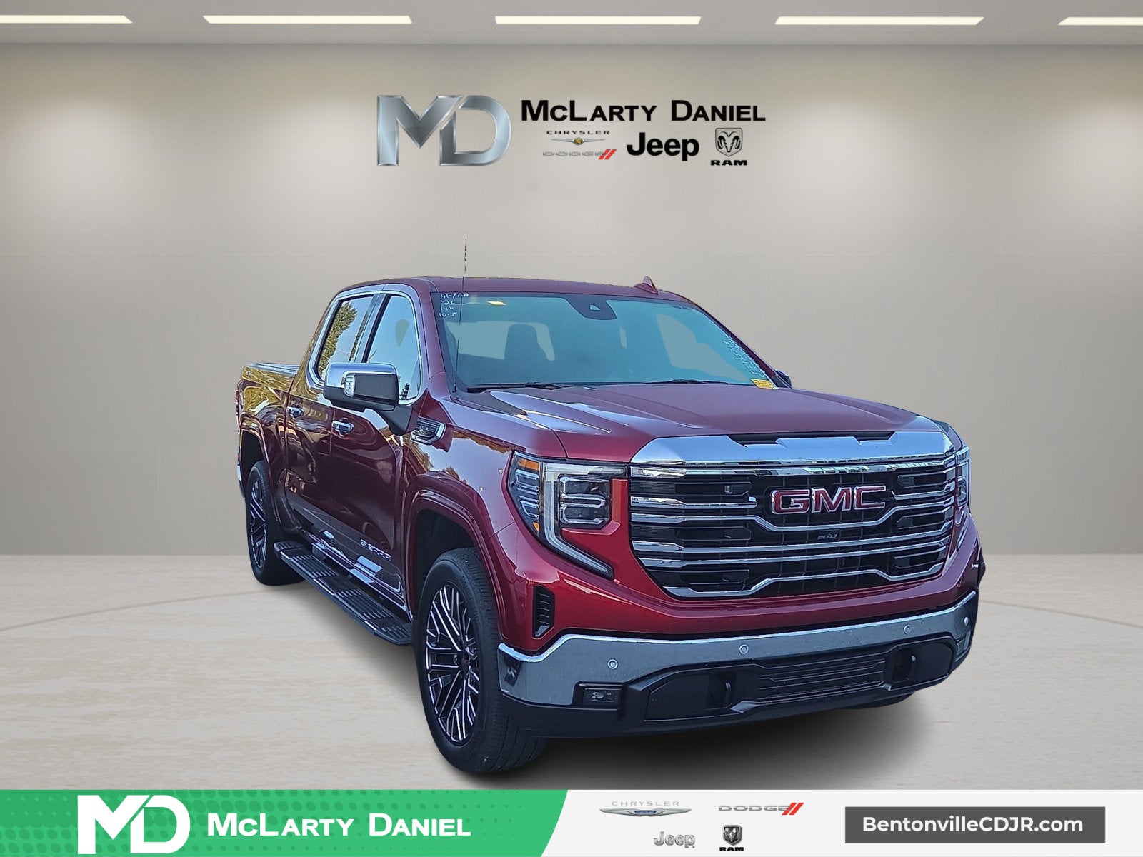 2026 GMC Sierra 1500 Crew Cab, Short Bed, SLT, 4WD