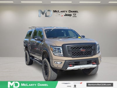 2021 Nissan TITAN Crew Cab PRO-4X 4x4