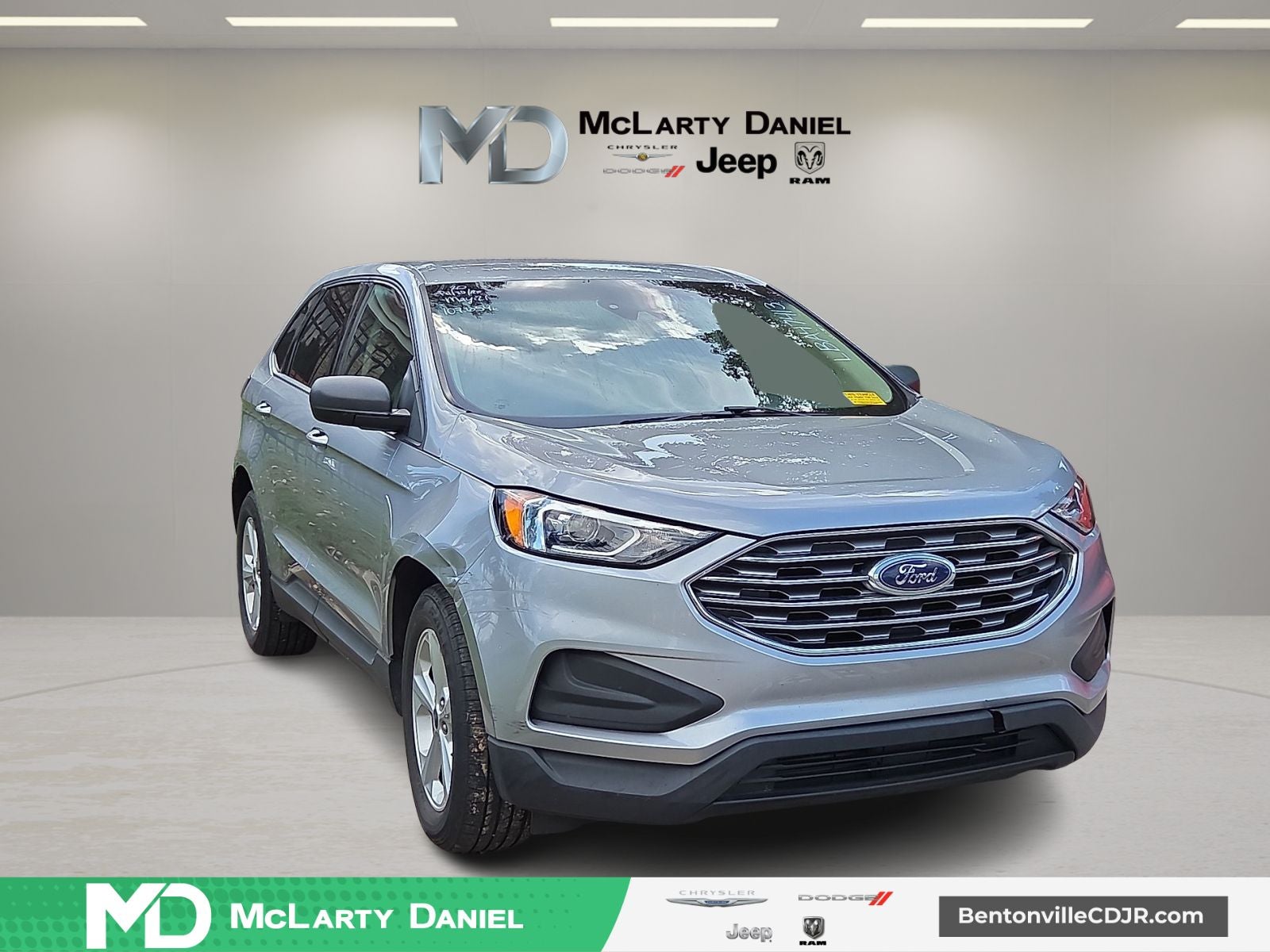 2020 Ford Edge SE