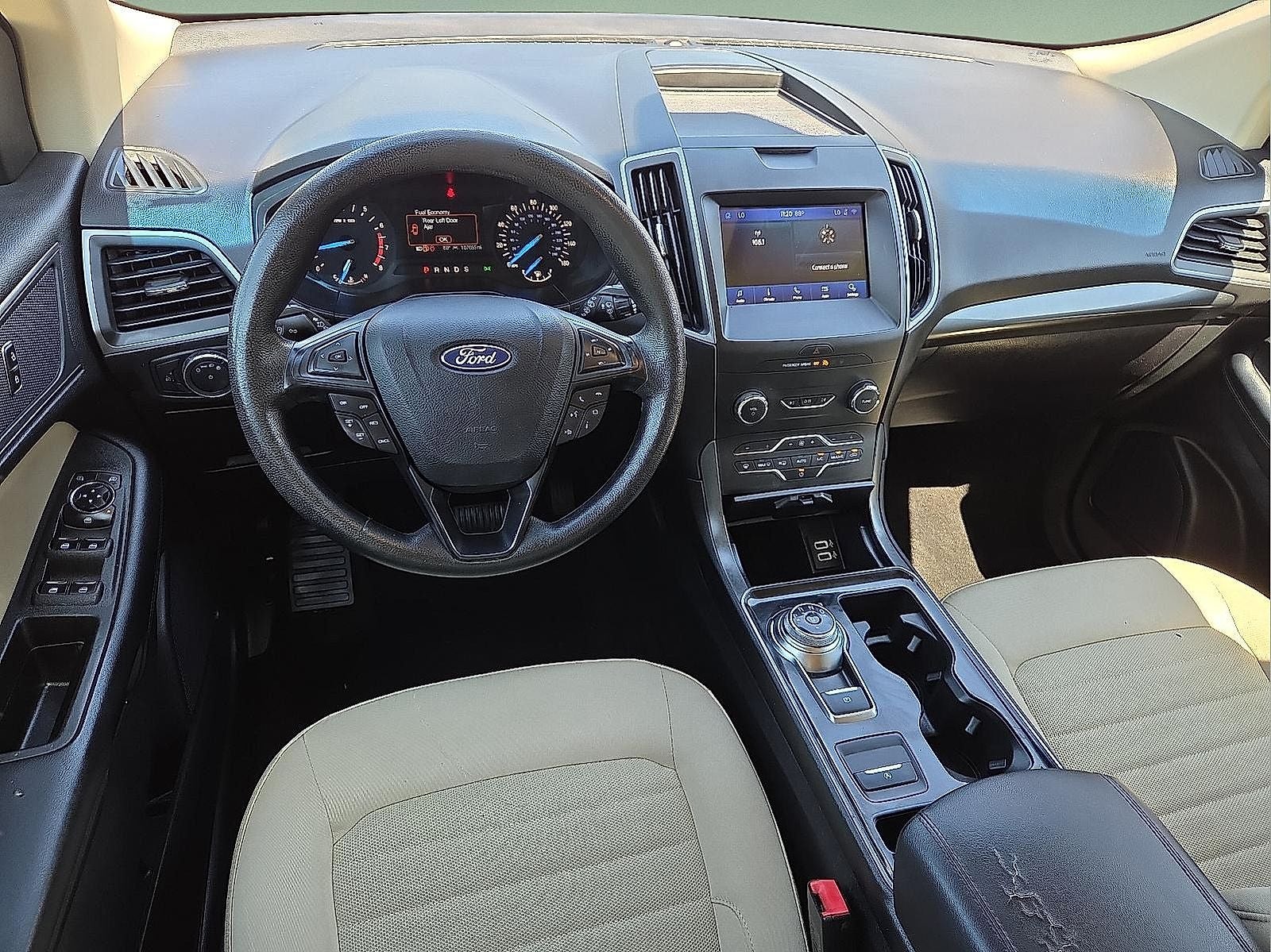 2020 Ford Edge SE