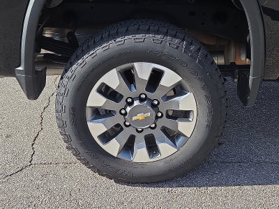 2025 Chevrolet Silverado 2500HD 4WD Crew Cab Standard Bed Custom