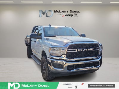 2022 RAM 2500 Tradesman Crew Cab 4x4 8' Box