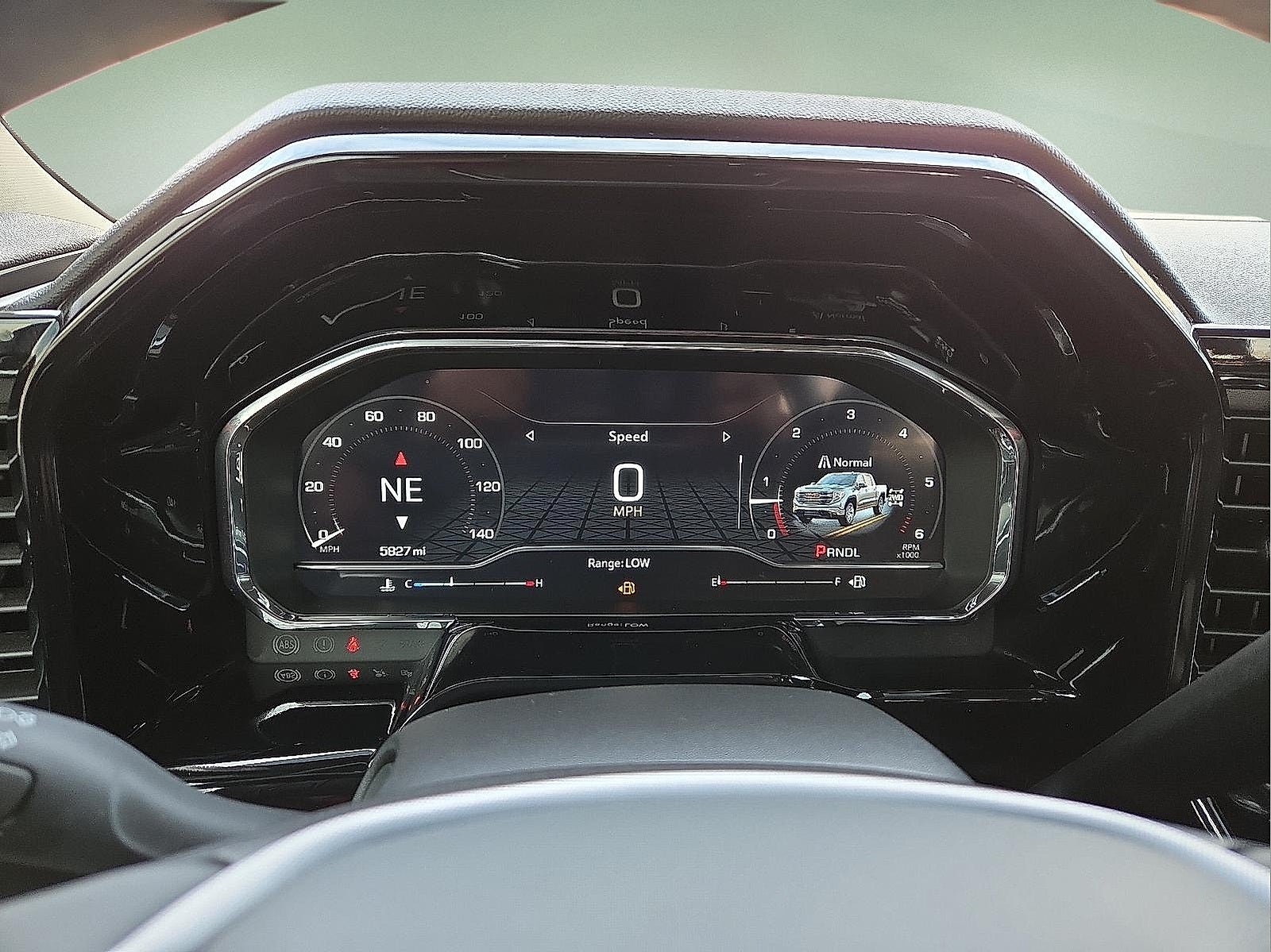 2025 GMC Sierra 1500 4WD Crew Cab Short Box Elevation with 3SB