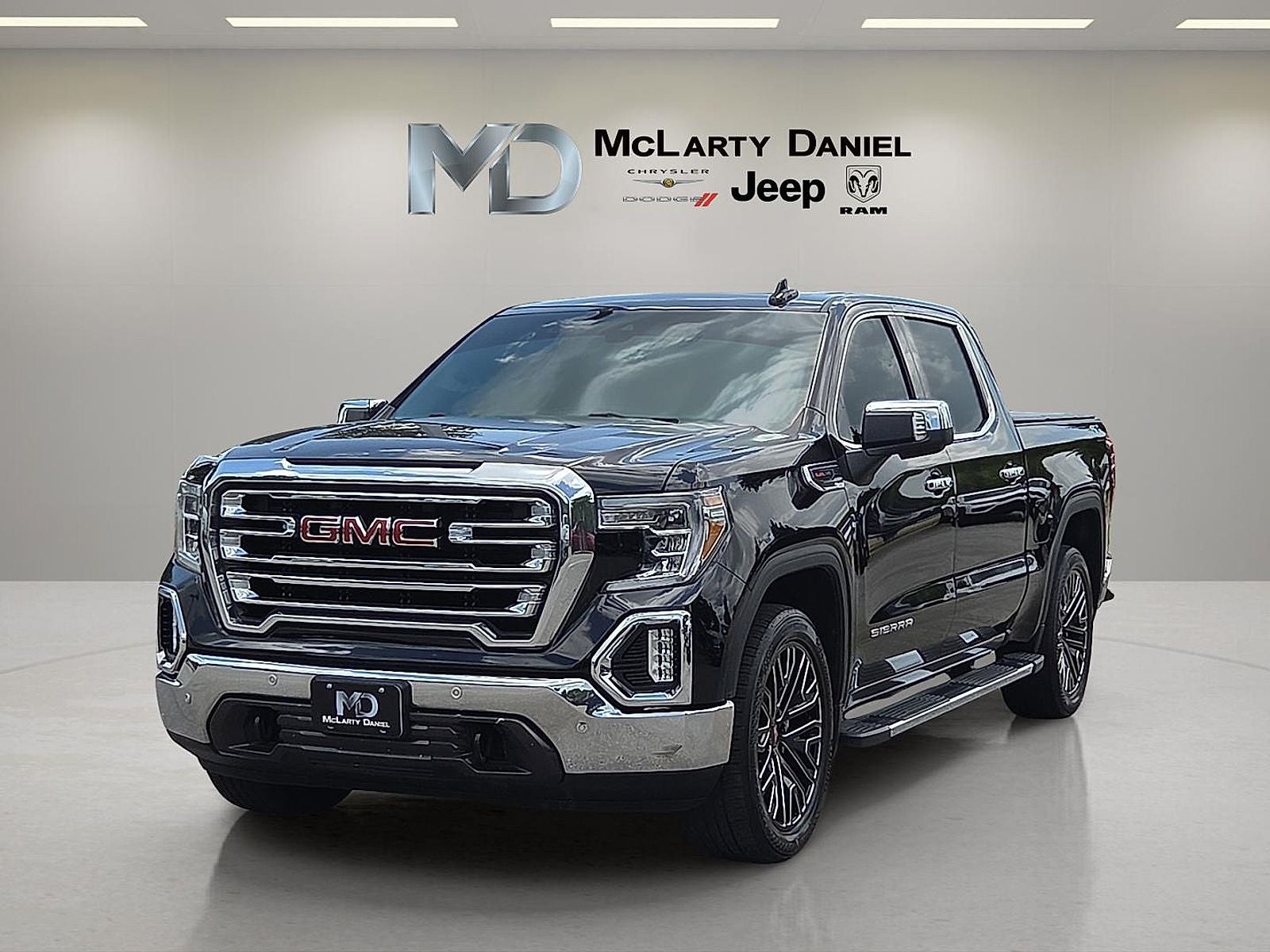 2020 GMC Sierra 1500 4WD Crew Cab Short Box SLT
