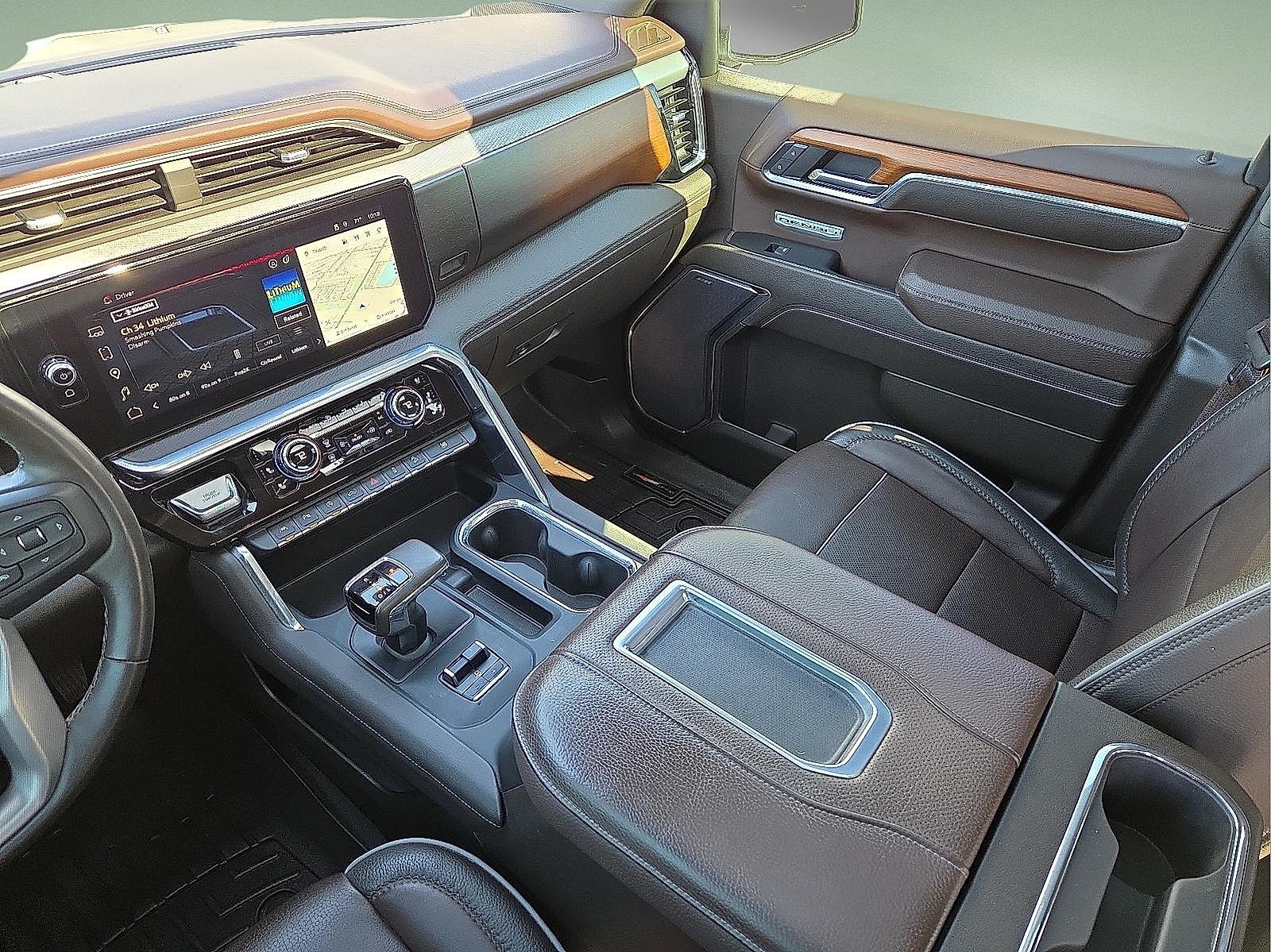 2022 GMC Sierra 1500 4WD Crew Cab Short Box Denali