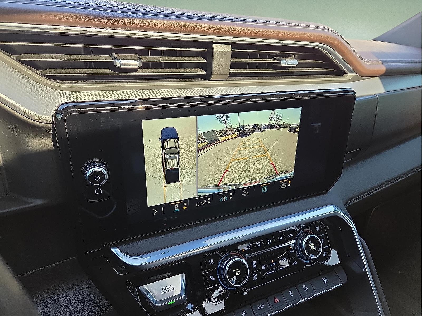 2022 GMC Sierra 1500 4WD Crew Cab Short Box Denali