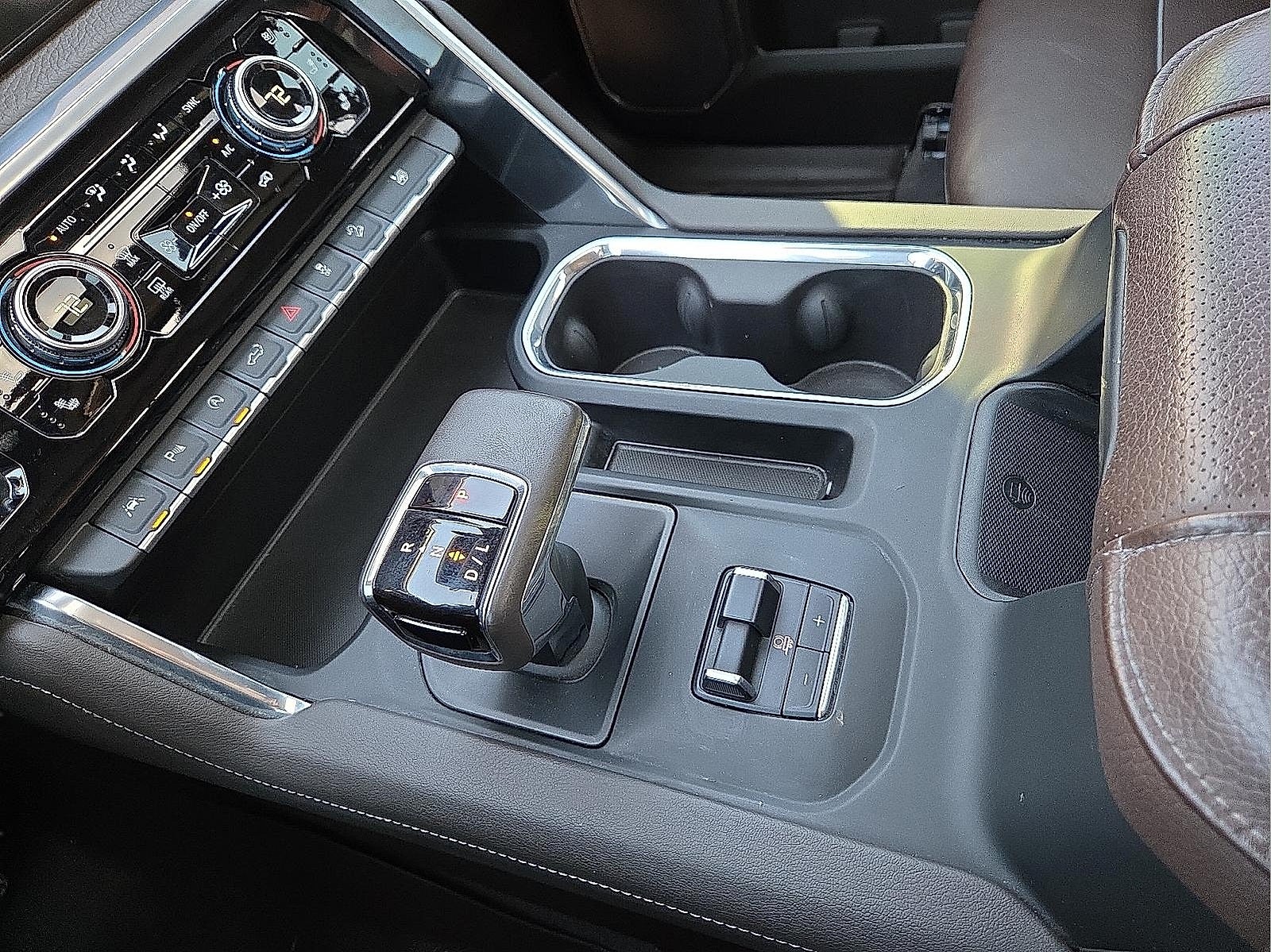 2022 GMC Sierra 1500 4WD Crew Cab Short Box Denali