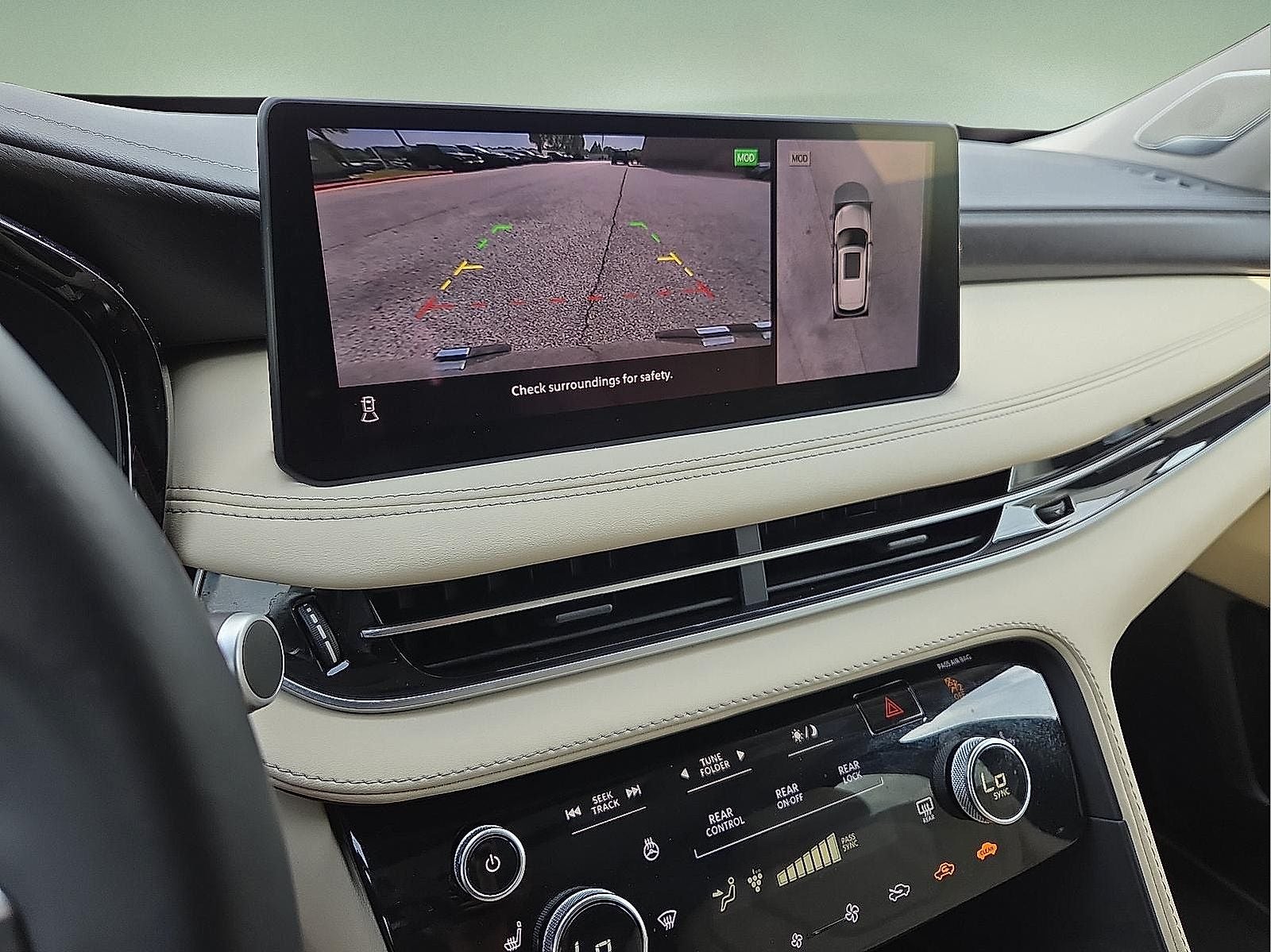 2025 INFINITI QX60 SENSORY AWD