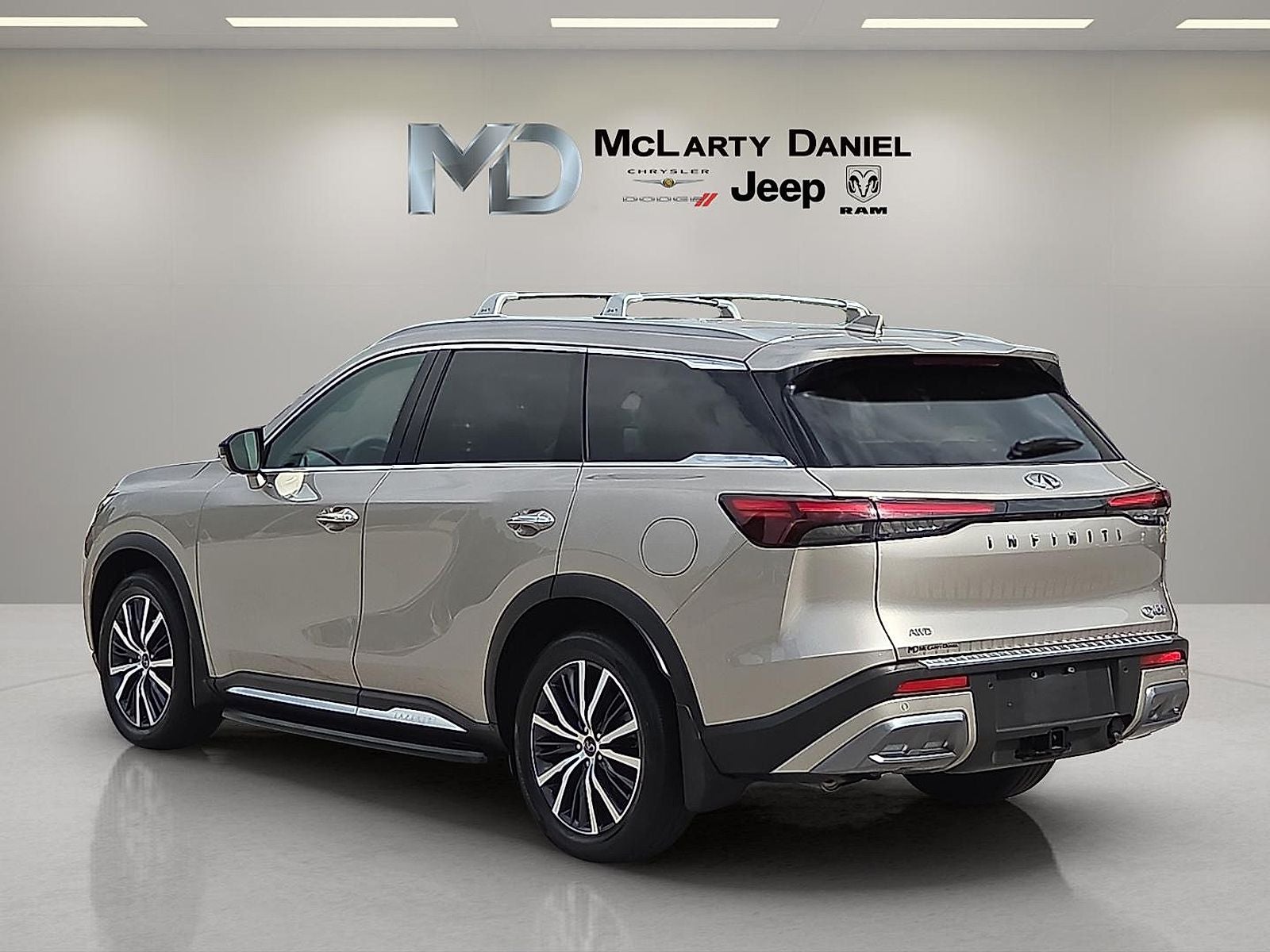 2025 INFINITI QX60 SENSORY AWD