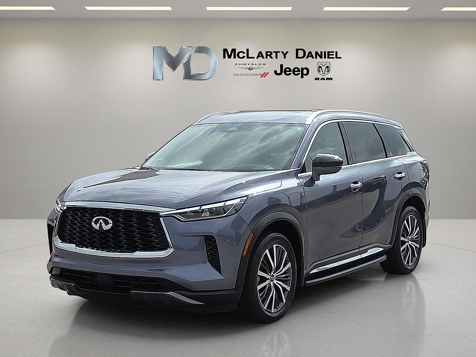 2025 INFINITI QX60 SENSORY AWD