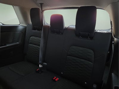 2025 Nissan Pathfinder S FWD