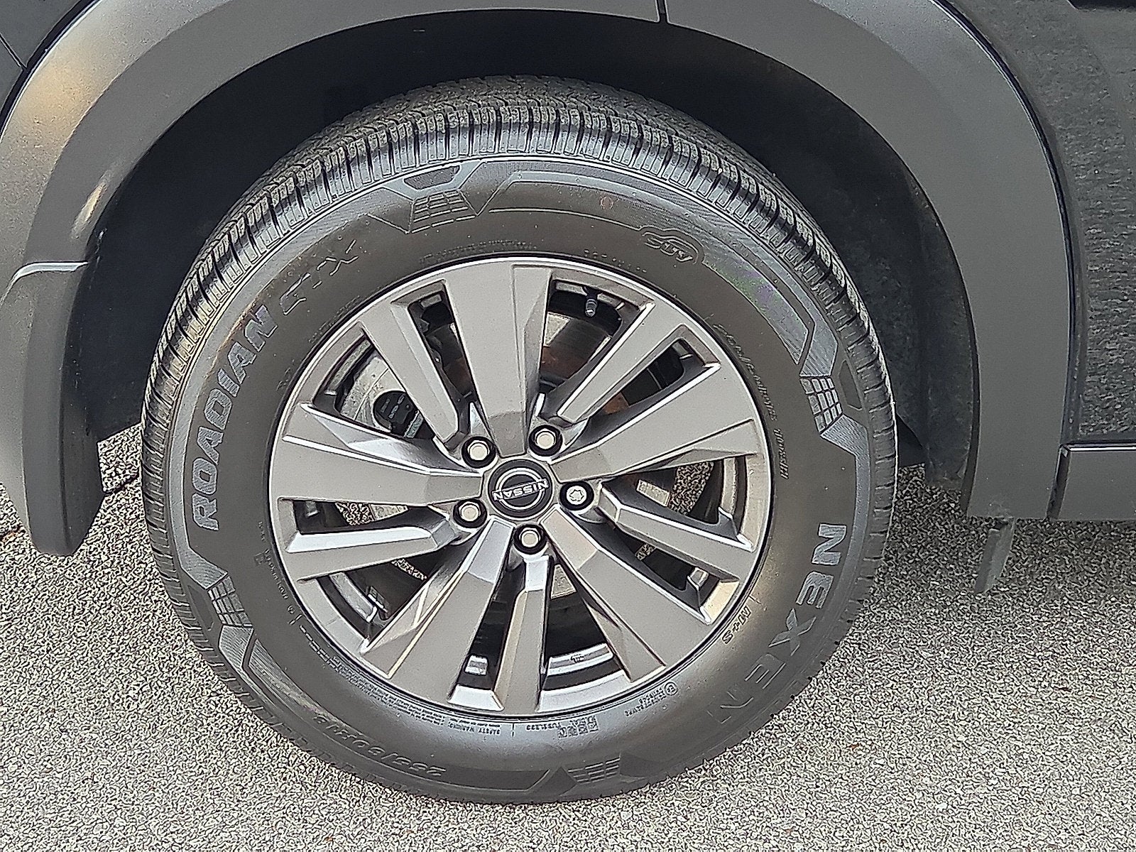2025 Nissan Pathfinder S FWD