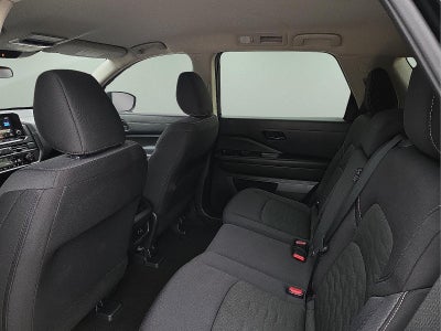 2025 Nissan Pathfinder S FWD