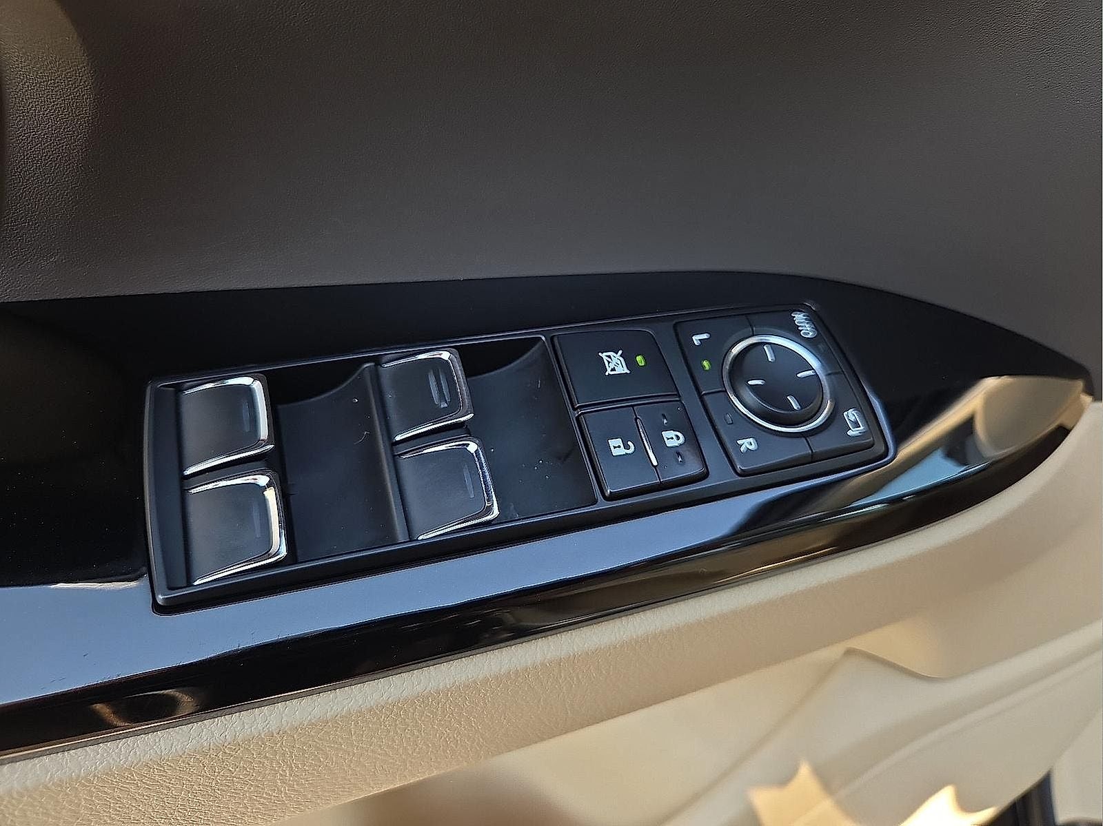 2020 Lexus LX 570