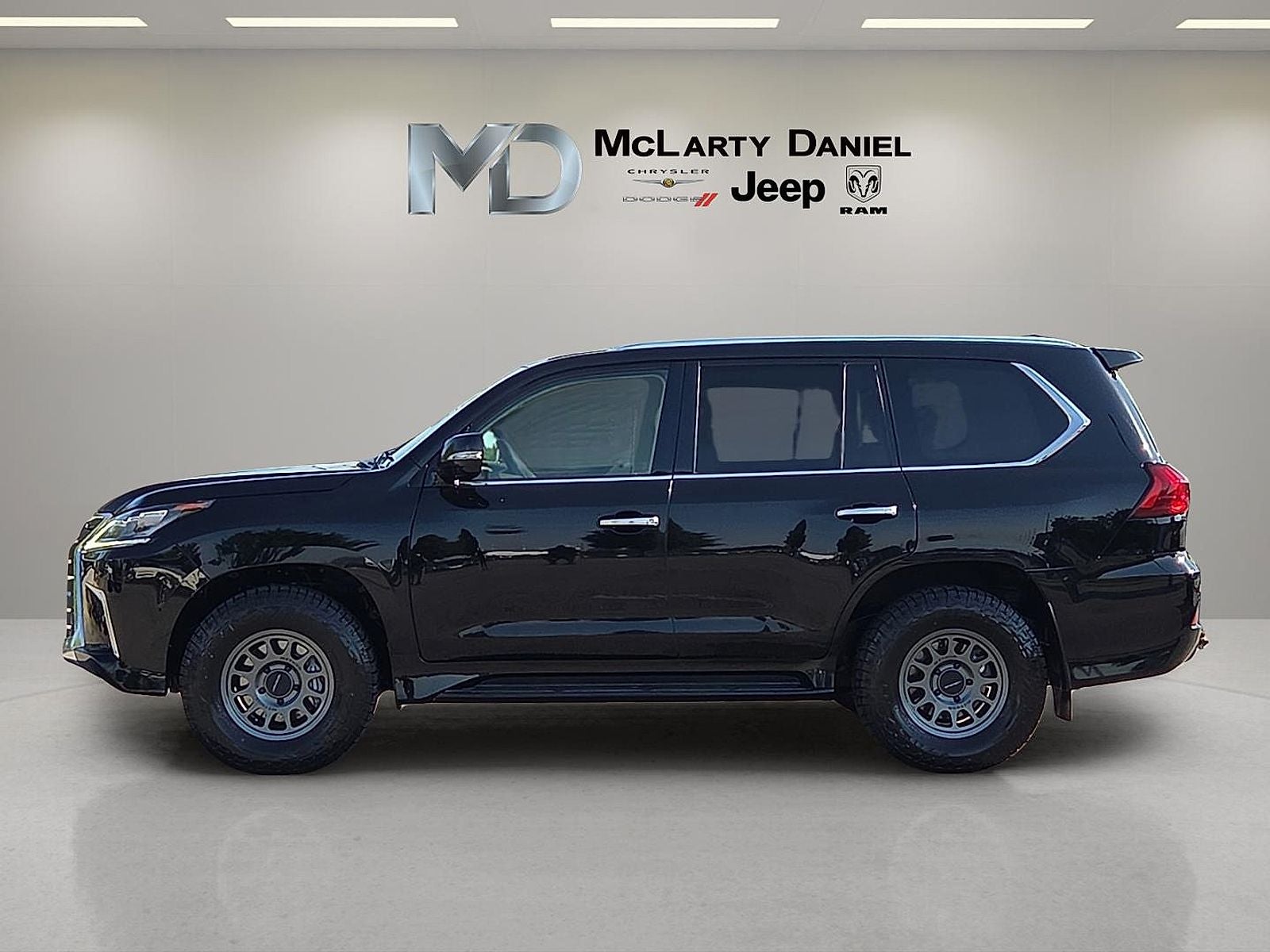2020 Lexus LX 570