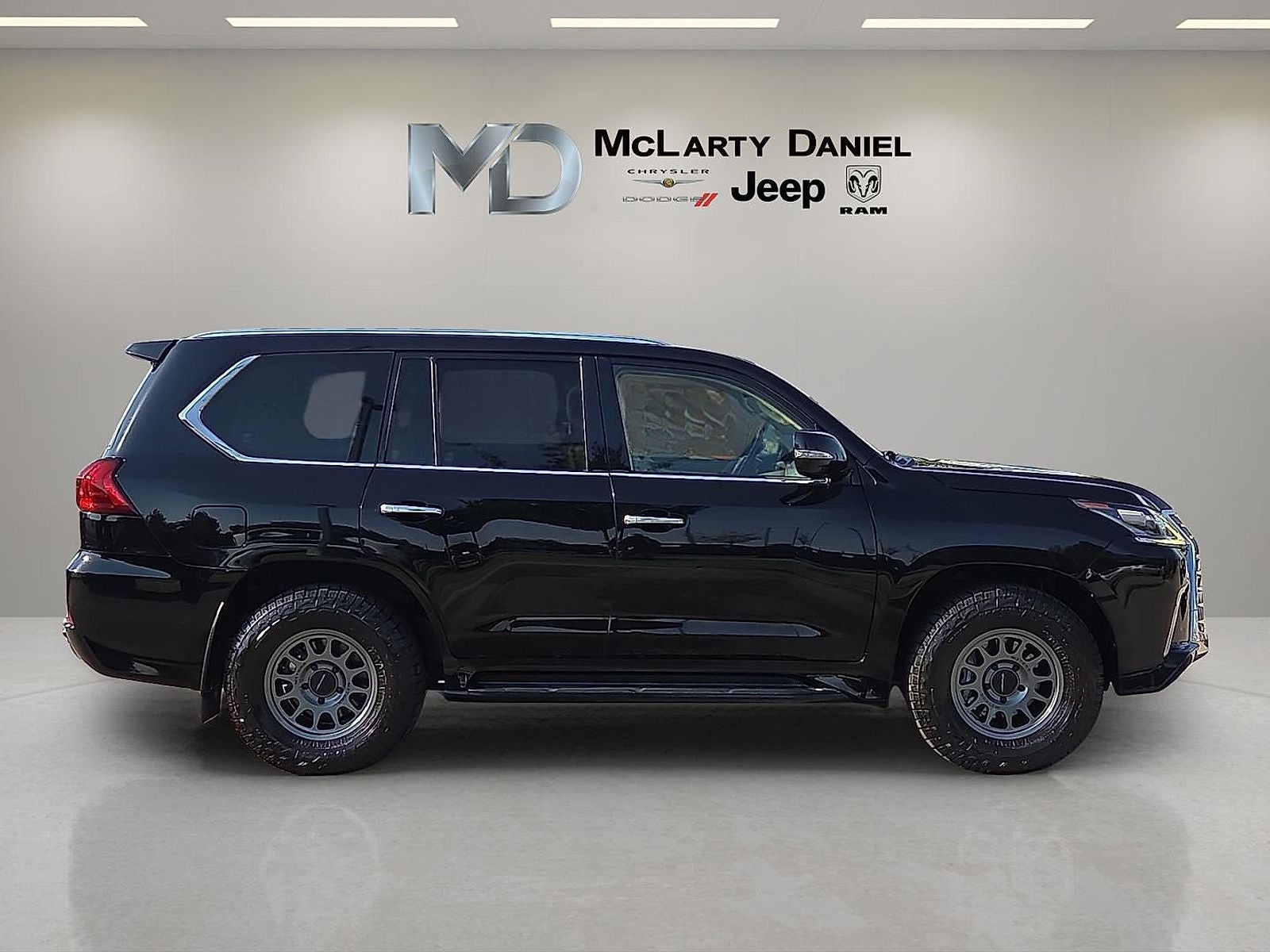 2020 Lexus LX 570