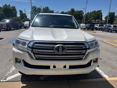 2017 Toyota Land Cruiser V8