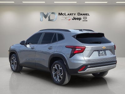 2025 Chevrolet Trax FWD LT