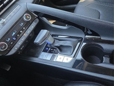 2022 Hyundai Elantra Limited