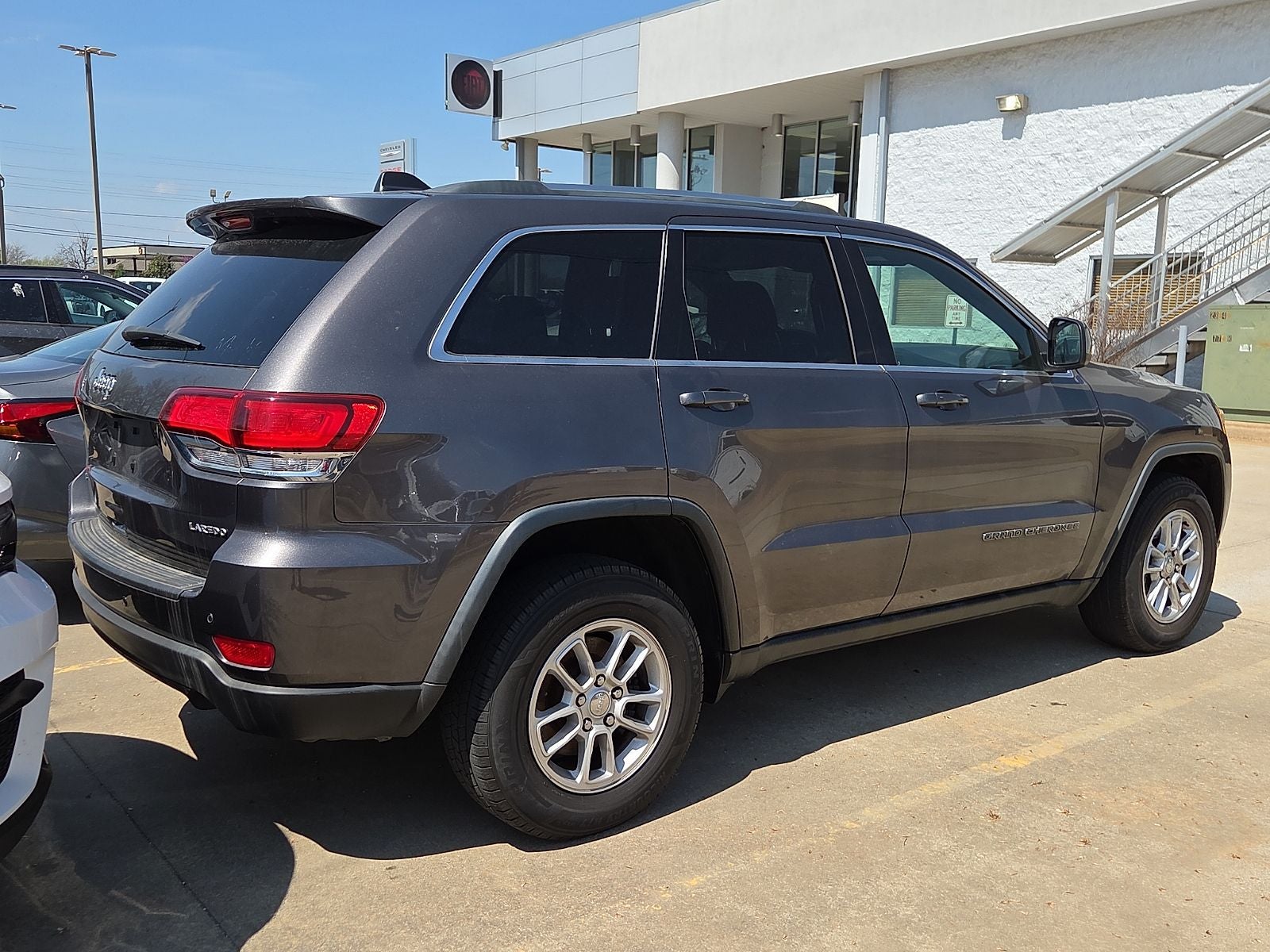 2020 Jeep Grand Cherokee Laredo E 4x4