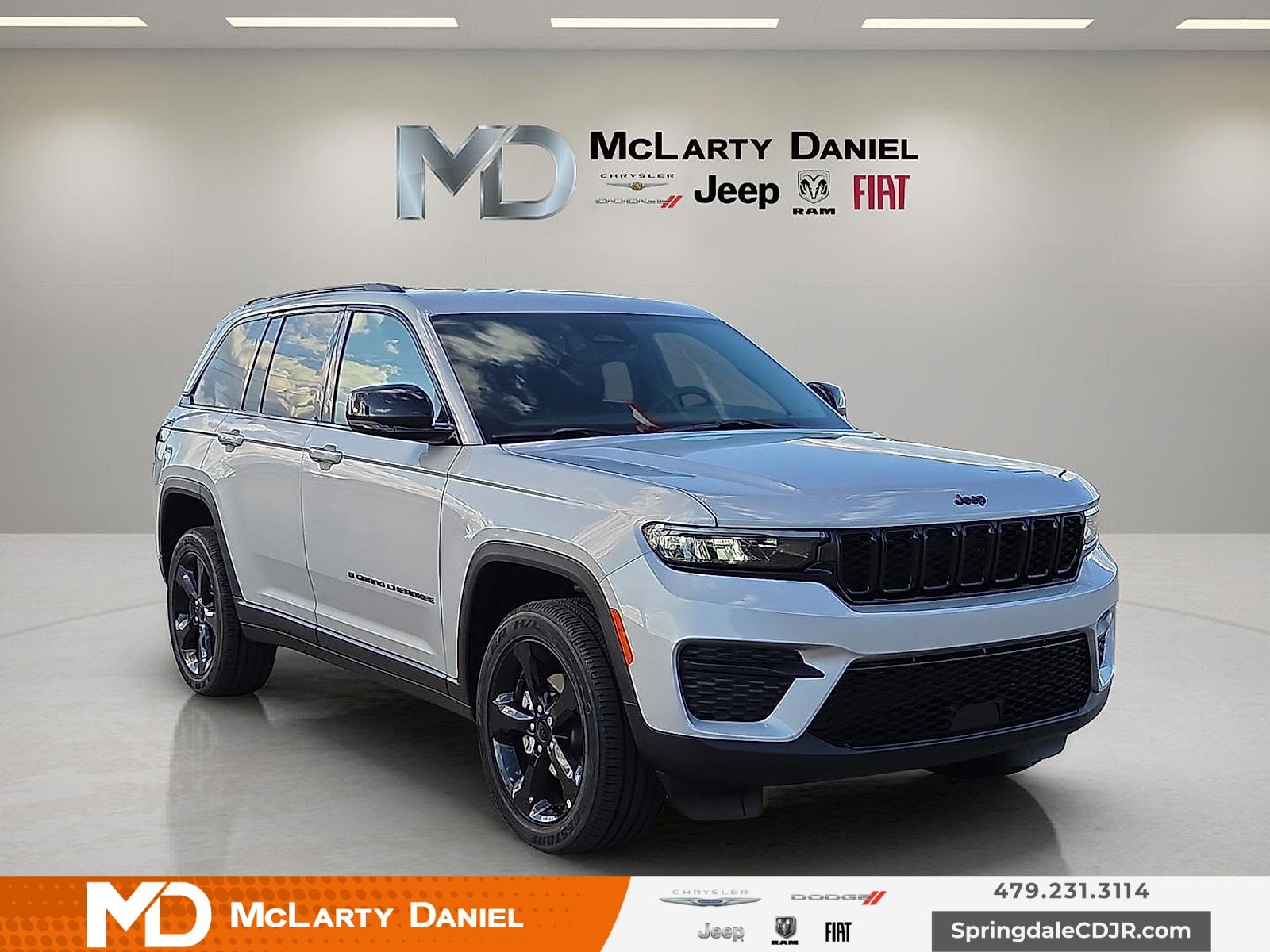 2025 Jeep Grand Cherokee GRAND CHEROKEE ALTITUDE 4X4