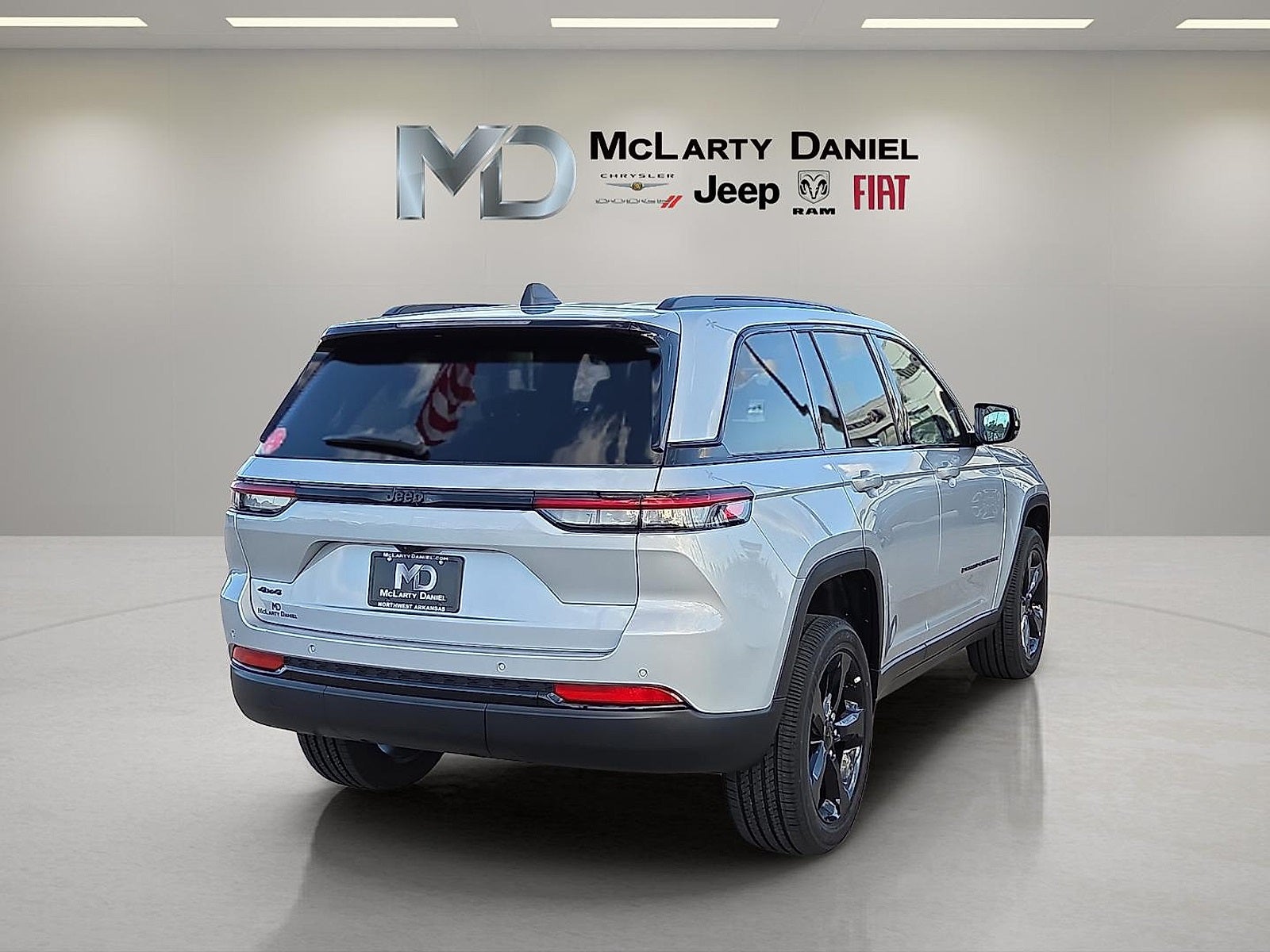 2025 Jeep Grand Cherokee GRAND CHEROKEE ALTITUDE 4X4