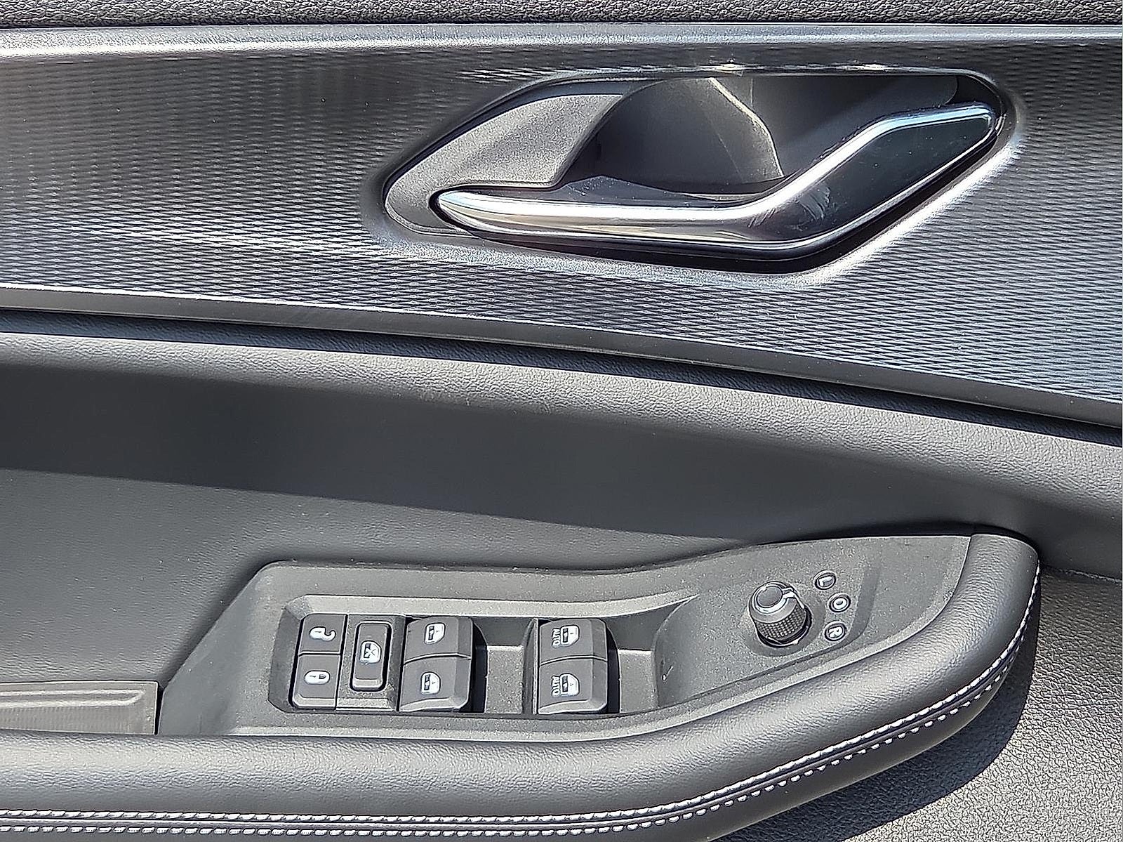 2025 Jeep Grand Cherokee GRAND CHEROKEE ALTITUDE 4X4