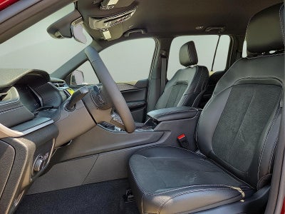 2025 Jeep Grand Cherokee GRAND CHEROKEE ALTITUDE 4X4