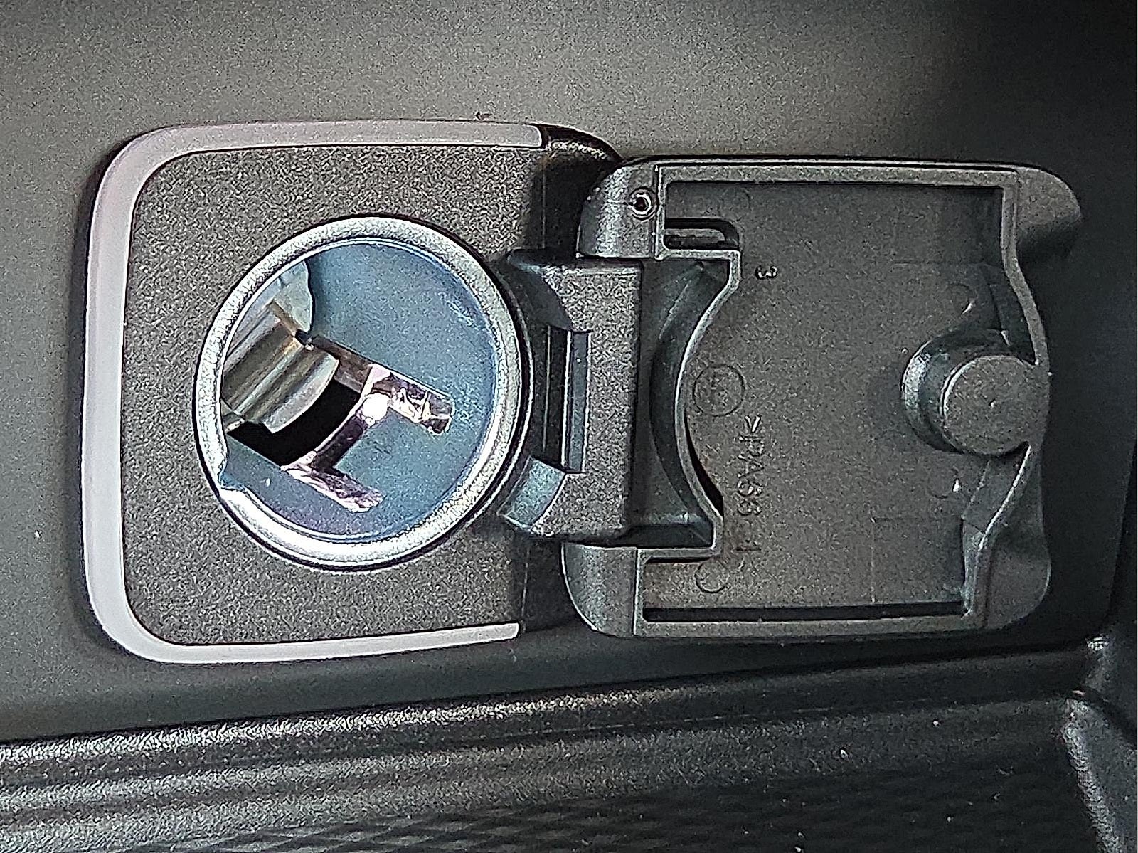 2025 Jeep Grand Cherokee GRAND CHEROKEE ALTITUDE 4X4