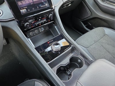 2025 Jeep Grand Cherokee GRAND CHEROKEE ALTITUDE 4X4