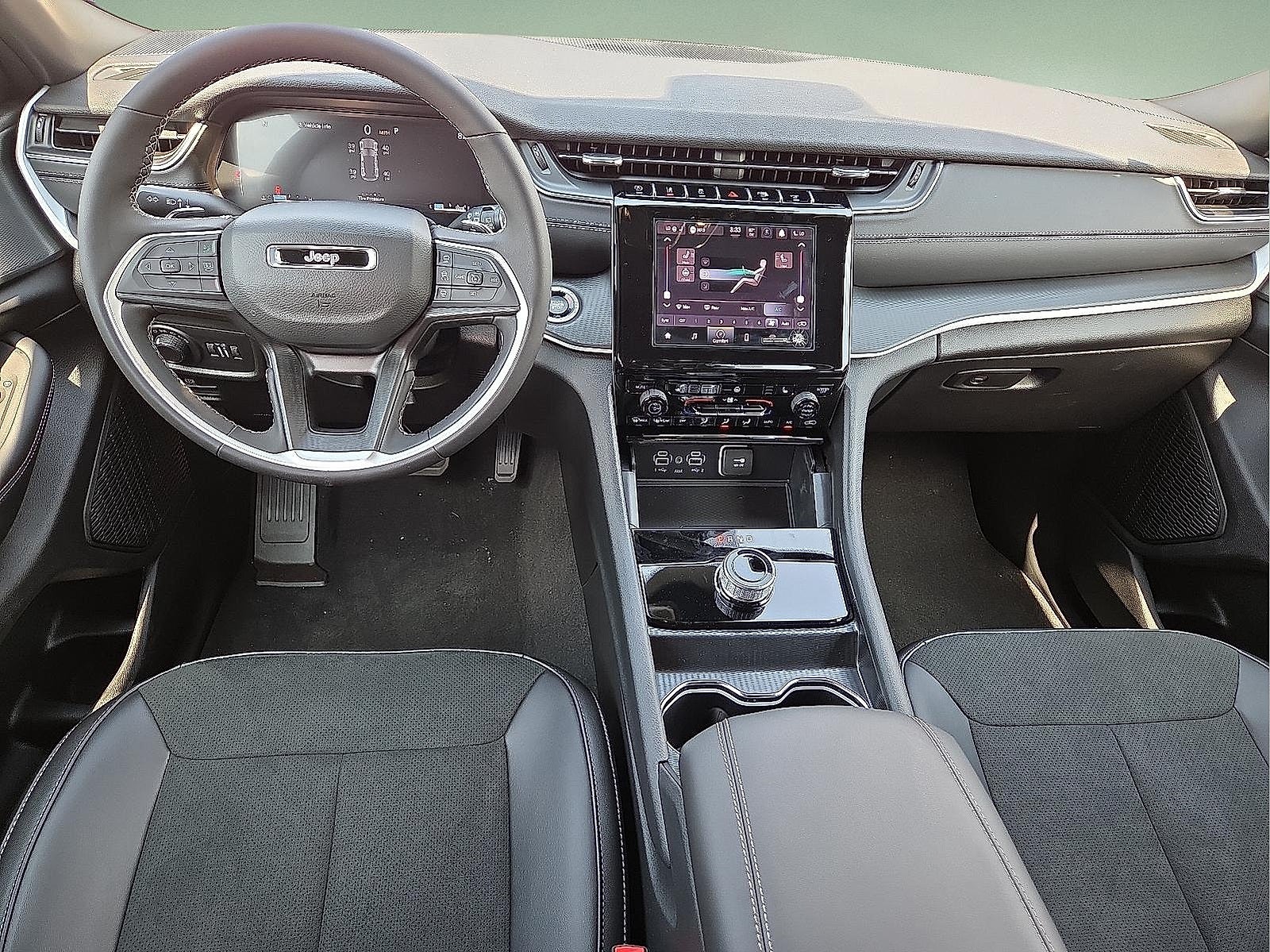 2025 Jeep Grand Cherokee GRAND CHEROKEE ALTITUDE 4X4